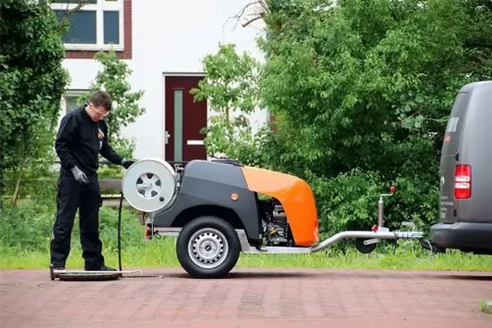 Hidrodinamika lidz 300mm diametram un lidz 100m garumam